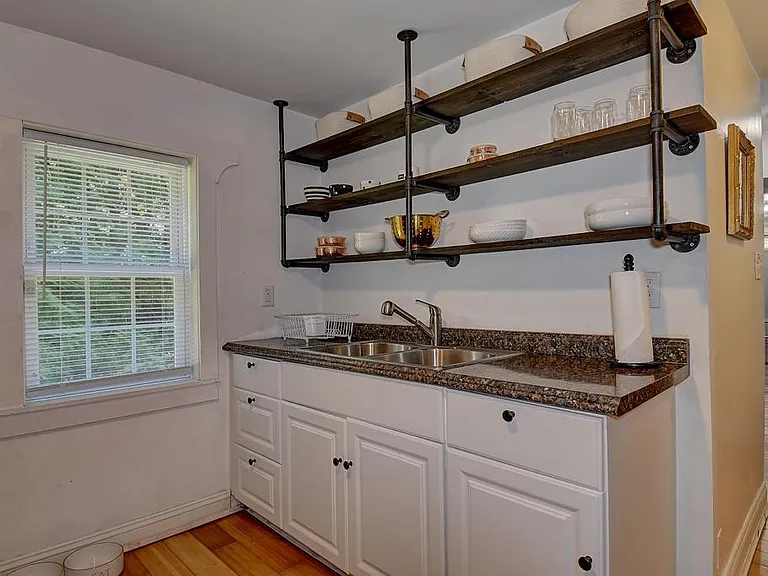 426 South St #1 — Photo 2