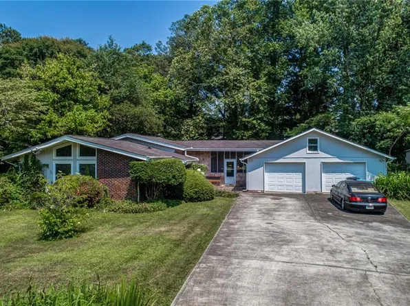 265 Brook Dr, Sandy Springs, GA 30328