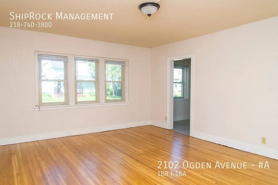 Building Photo - 2102 Ogden Ave #A