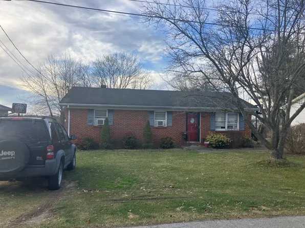 313 Highridge Ln, Flemingsburg, KY 41041
