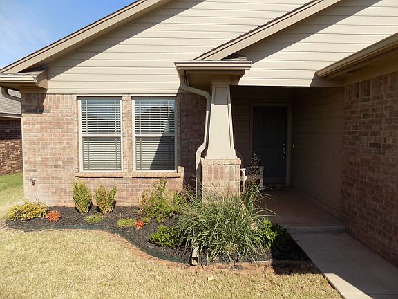 3rd image of 4210 Aggie Dr