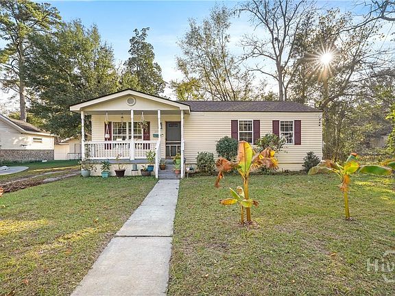 2nd image of 2151 Mississippi Avenue