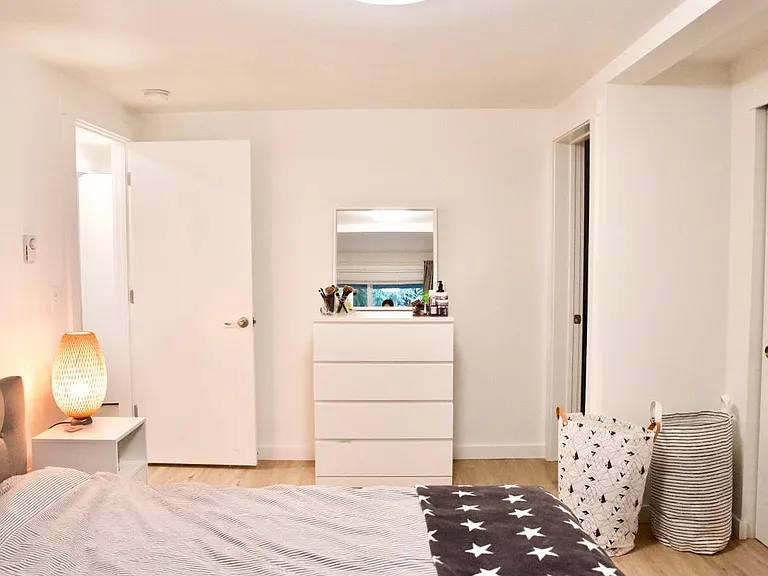 316 13th Ave E #402 — Photo 10