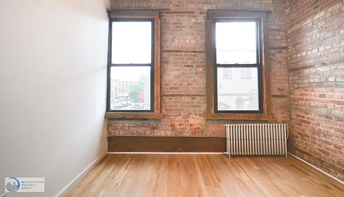 Rented by Metropolitan Property Group | media 34