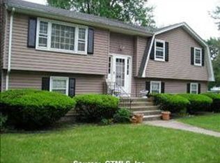 51 Harding Ave, Bloomfield, CT 06002