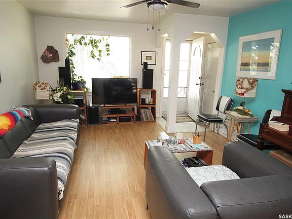 3rd image of 612 7th STREET E