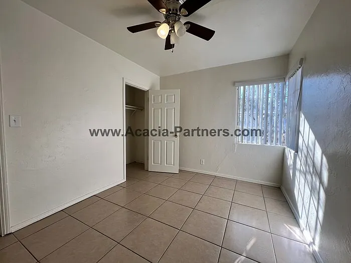 239 N Grande Ave — Photo 15
