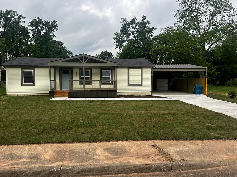 407 Bascom Rd — Photo 1