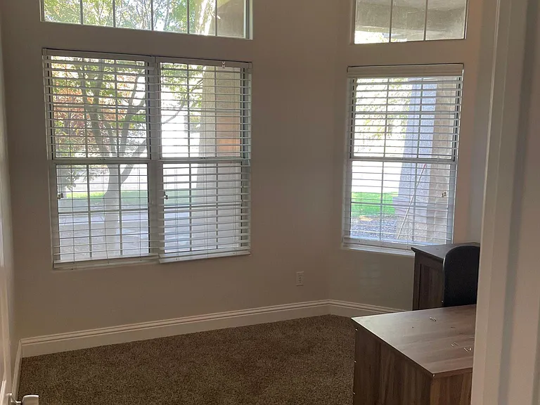 4579 W Oak Park Dr — Photo 10