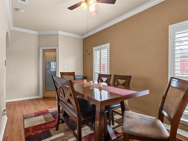 5815 Durango Dr — Photo 6