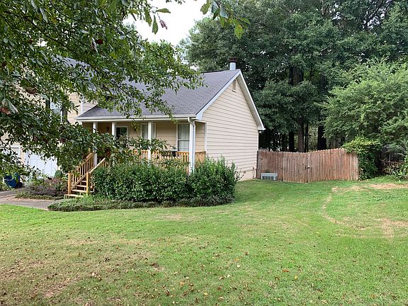 5th image of 105 Mallard Ln