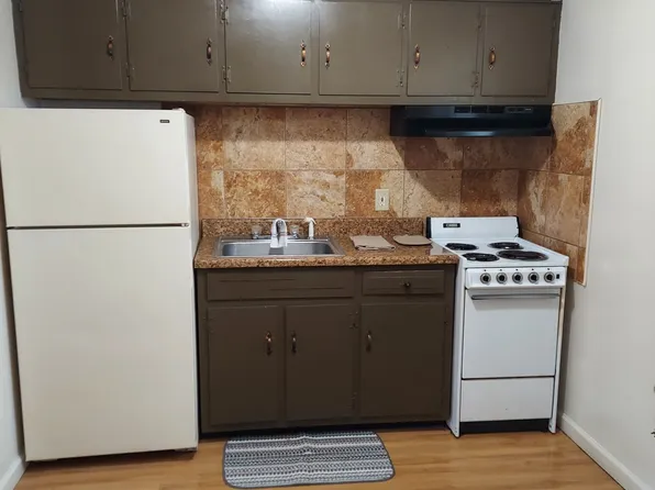 423 Aylesford Pl #5, Lexington, KY 40508