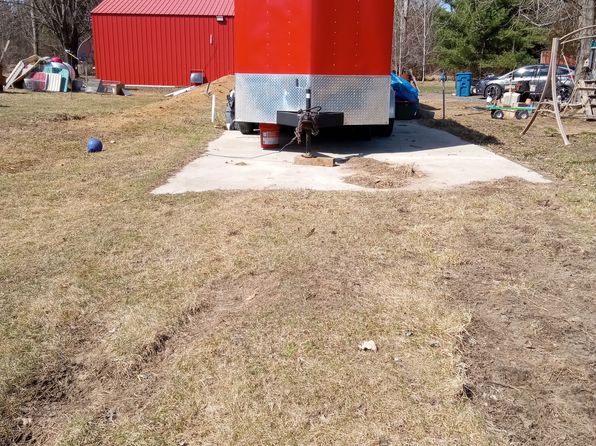 2011 W Blackmore Rd, Mayville, MI 48744