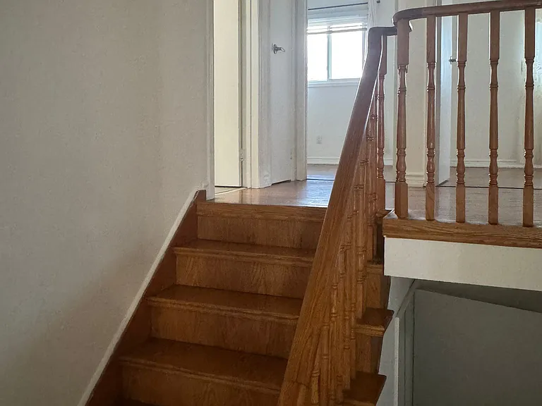 32 Martindale Cres — Photo 25