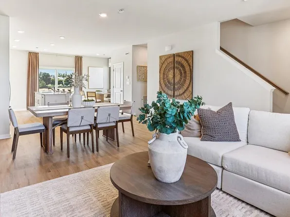 31 Baybreeze Dr, Waretown, NJ 08758