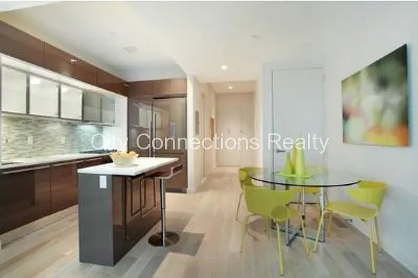 Rented by City Connections Realty | media 1