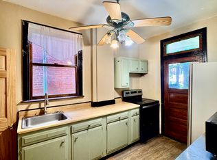 955 Greenfield Ave, Pittsburgh, PA 15217