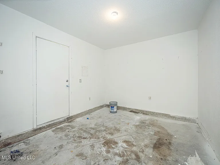 2840 Gardendale Ave — Photo 12