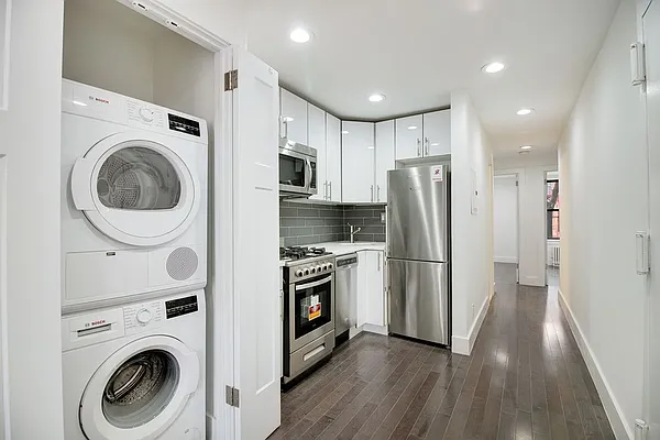 Rented by LG Fairmont Group | media 31