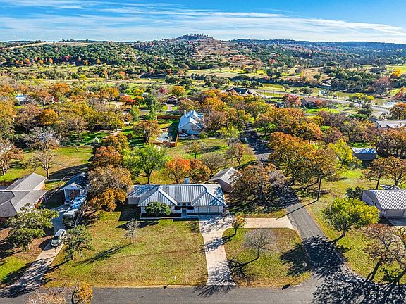 445 Oak Wood Rd, Kerrville, TX 78028 | MLS #113633 | Zillow