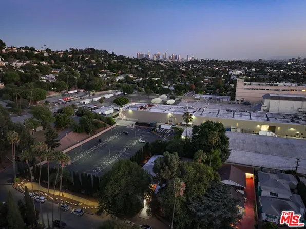4208 Russell Ave, Los Angeles, CA 90027