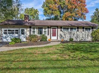 538 Marsh Rd, Pittsford, NY 14534