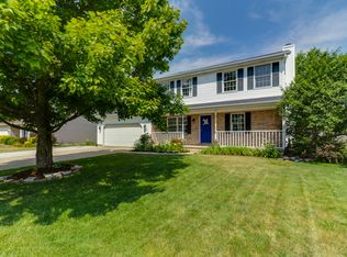 612 Havens Dr, Hudson, IL