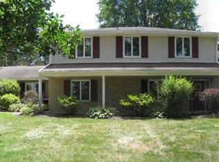 2978 Falcons Ridge Cir NW, Canton, OH 44708