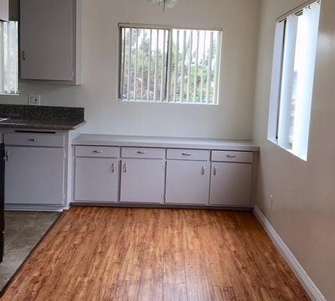 4th image of 347 Salem St #4