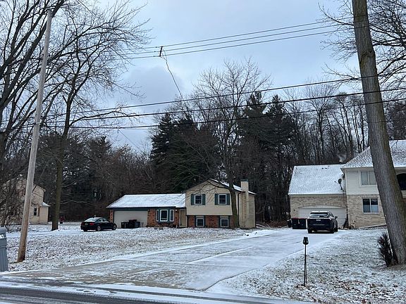 4th image of 25671 Code Rd