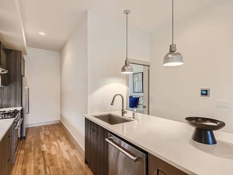 2407 Court Pl — Photo 12