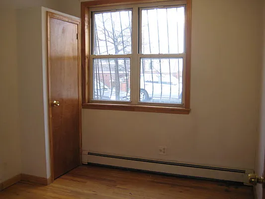 Rented by MCR Realty | media 17