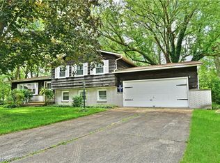 5923 Doris Jean Dr NW, Warren, OH