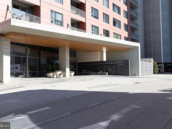 3rd image of 105 Christina Lndg Unit Drive 305