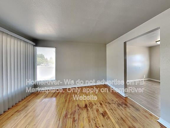 2nd image of 5922 N Ridgeview Pl