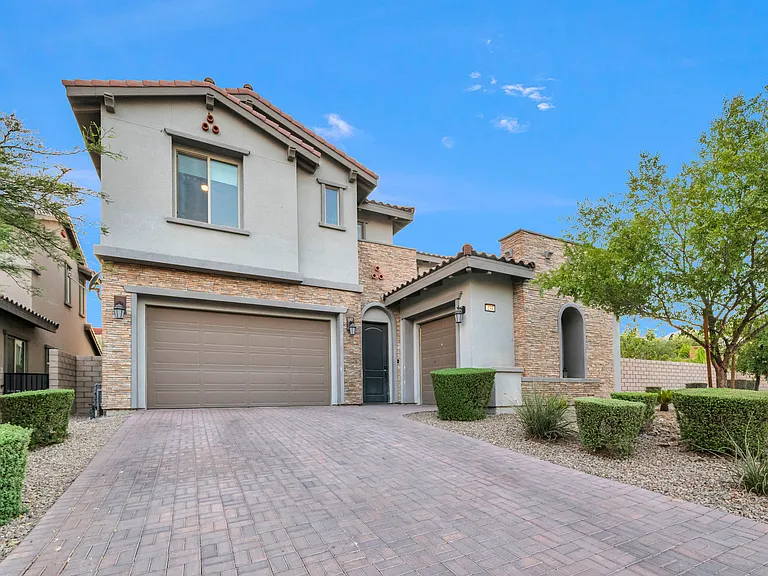 233 Castellari Dr — Photo 72