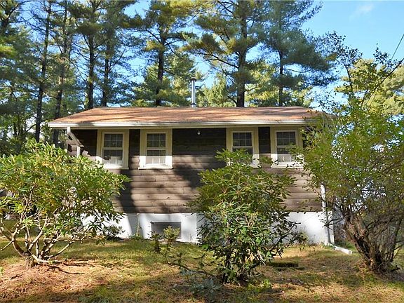 2nd image of 217 Lake Dr