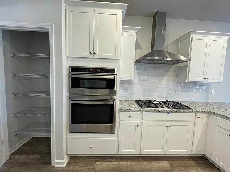 8846 Nashville Dr NW — Photo 10