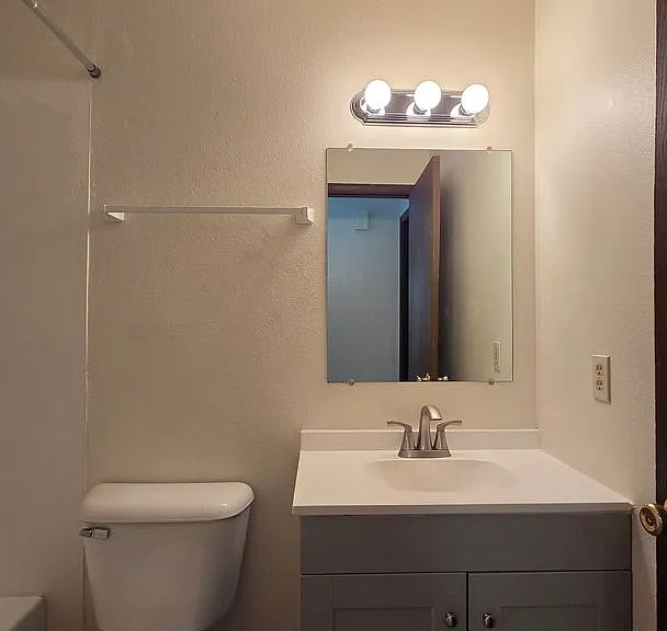 1411 Stoddard St #1-4 — Photo 16