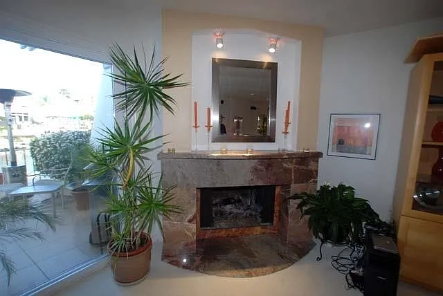 101 Antigua Ct — Photo 6