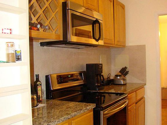 4th image of 1 E University Pkwy Unit 1003