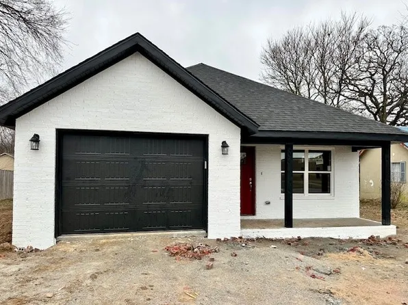 1140 Pioneer Ln, Gentry, AR 72734