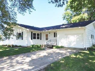 631 N State St, Osceola, IA 50213