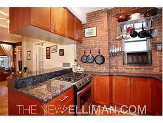 Sold by Douglas Elliman | media 15