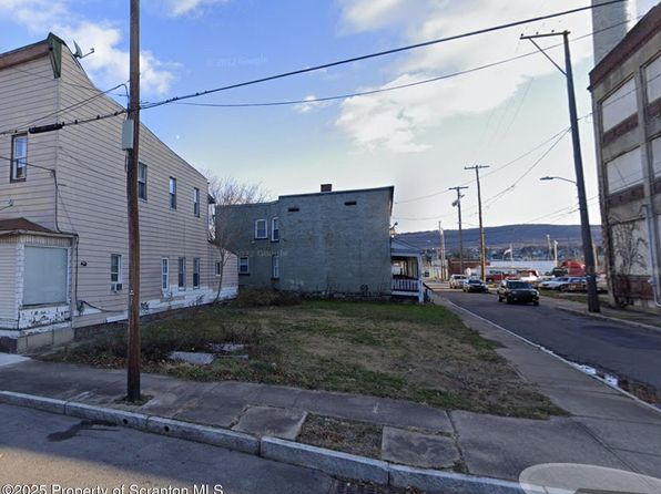 139 N Washington St, Wilkes Barre, PA 18701