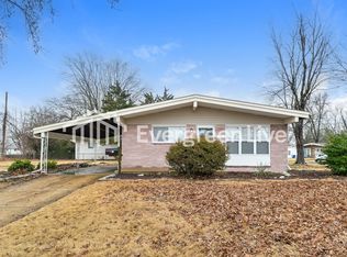 70 Francisca Dr, Florissant, MO 63031