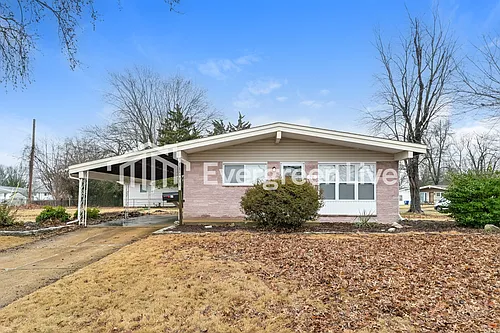 70 Francisca Dr Photo 1