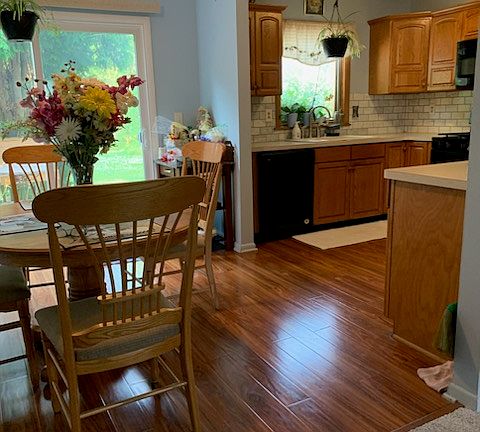 3rd image of 18 Harvest Way Unit B