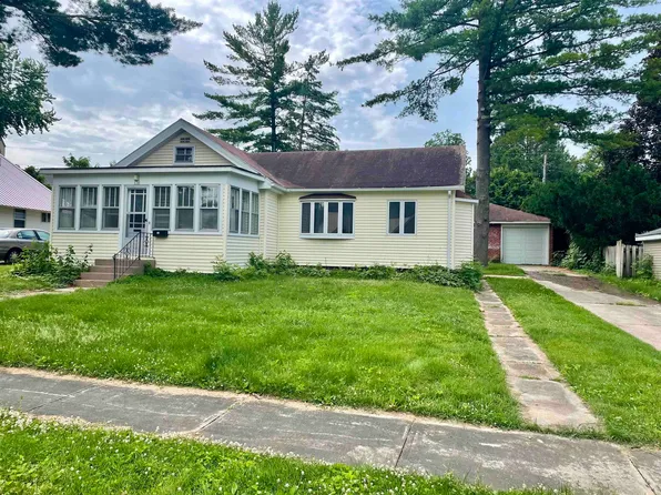 138 W Liberty St, Berlin, WI 54923