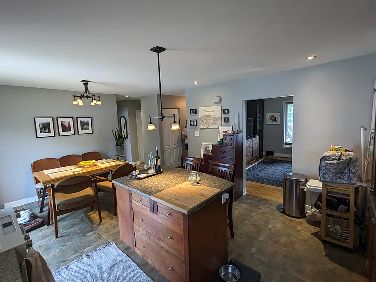 1576 Maxime St #UPPER — Photo 7